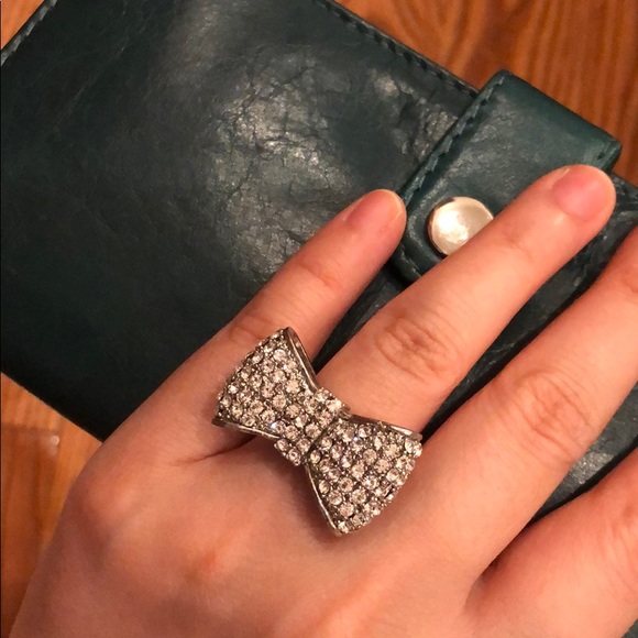 Ring - Picture 2 of 6